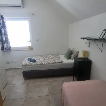 Visteria House With Free Parking Апартаменти Кошице