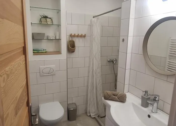 Visteria House With Free Parking