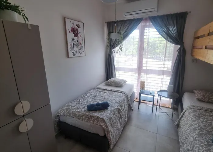Apartment Visteria House With Free Parking *